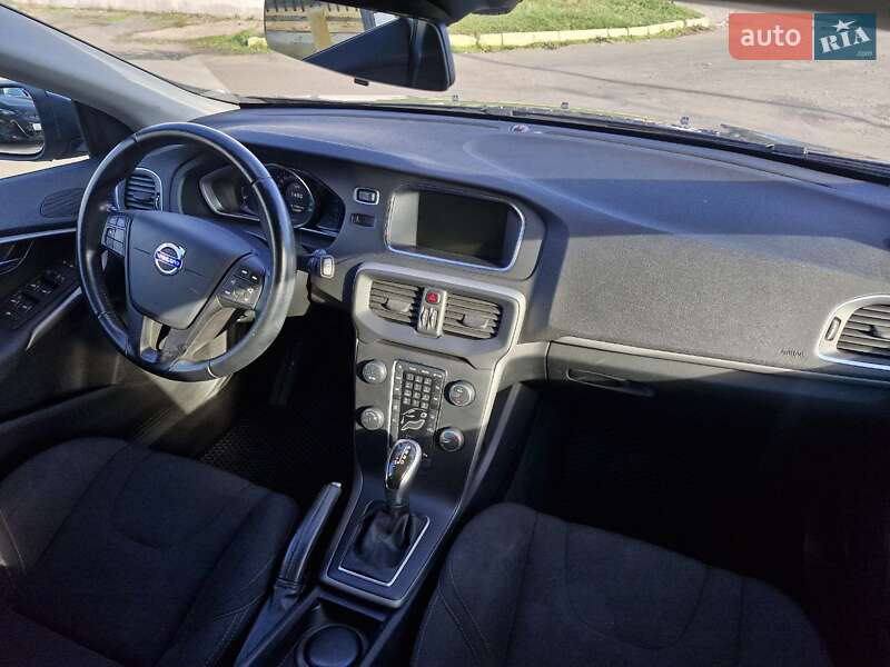 Хетчбек Volvo V40 2014 в Миколаєві
