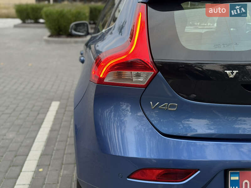 Хетчбек Volvo V40 2017 в Ірпені фото 10 Хетчбек Volvo V40 2017 в Ірпені