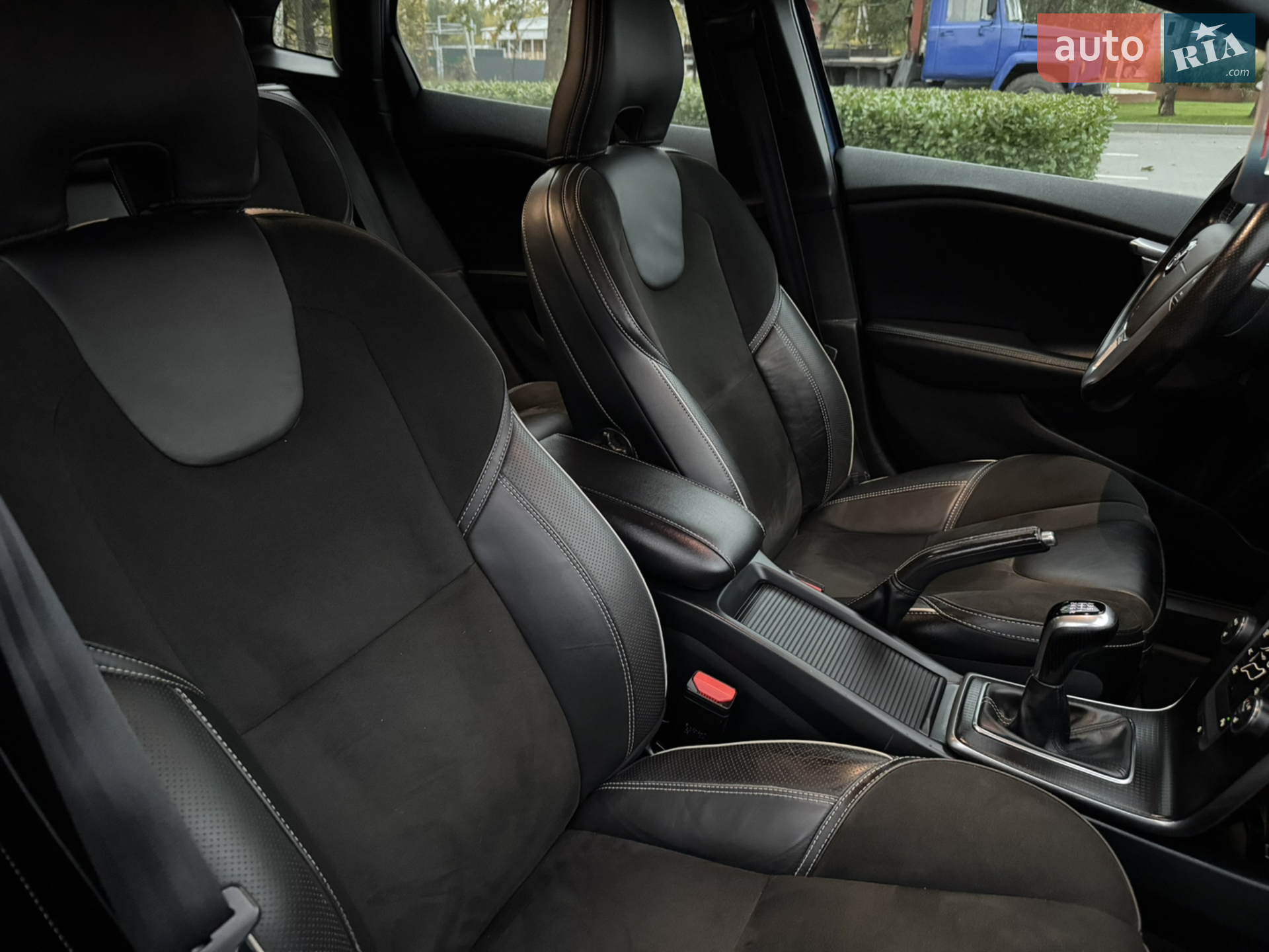 2017 Volvo V40 - мініатюра 61