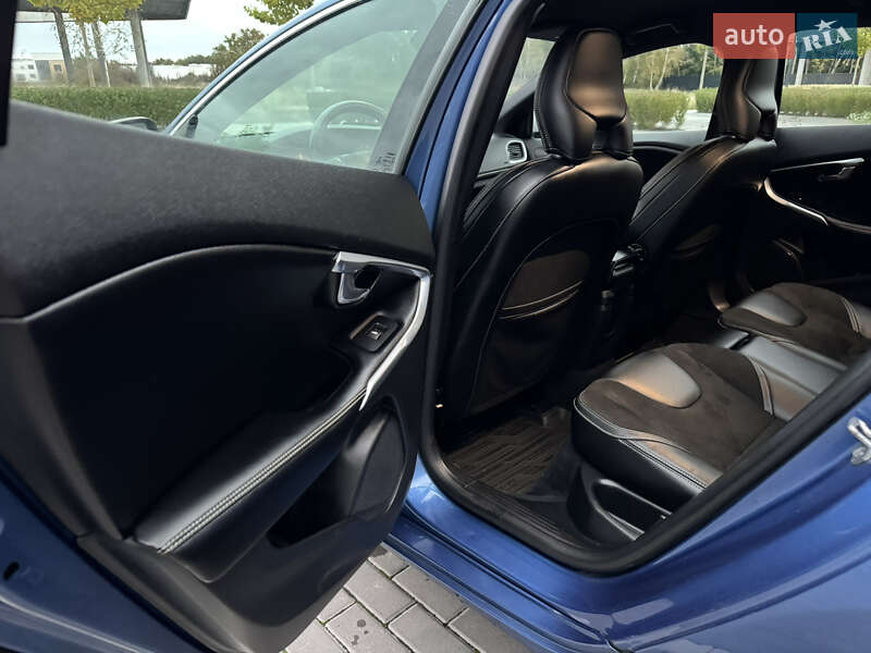 Хетчбек Volvo V40 2017 в Ірпені фото 61 Хетчбек Volvo V40 2017 в Ірпені