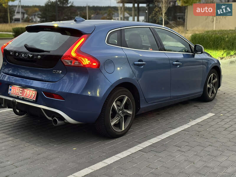 Хетчбек Volvo V40 2017 в Ірпені фото 74 Хетчбек Volvo V40 2017 в Ірпені