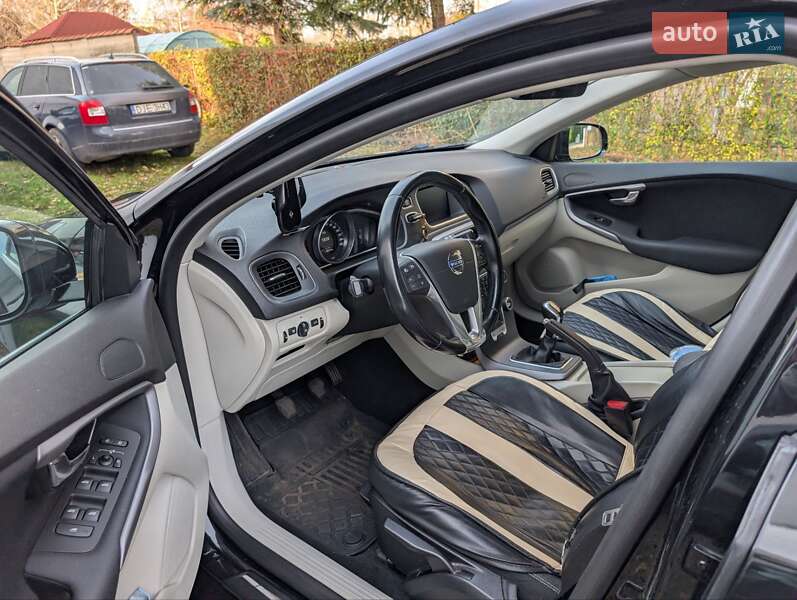 Хэтчбек Volvo V40 2015 в Кропивницком фото 4 Хэтчбек Volvo V40 2015 в Кропивницком