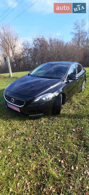 Хэтчбек Volvo V40 2013 в Красилове