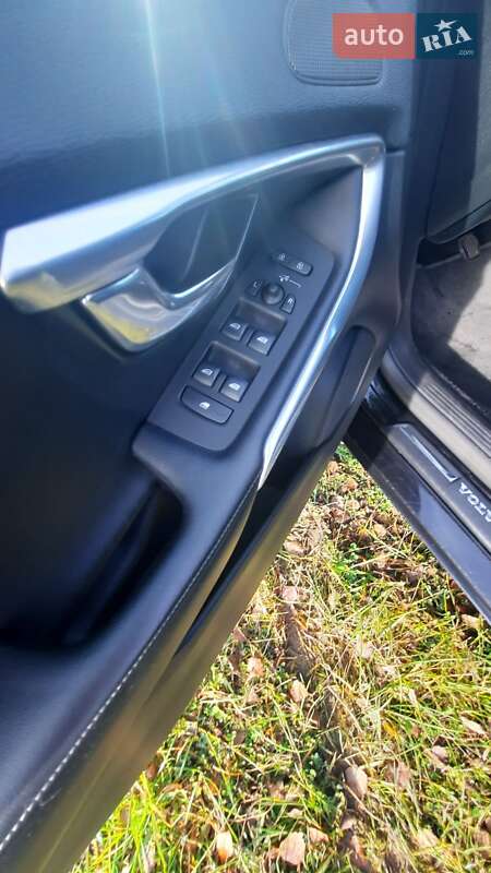 Хэтчбек Volvo V40 2013 в Красилове