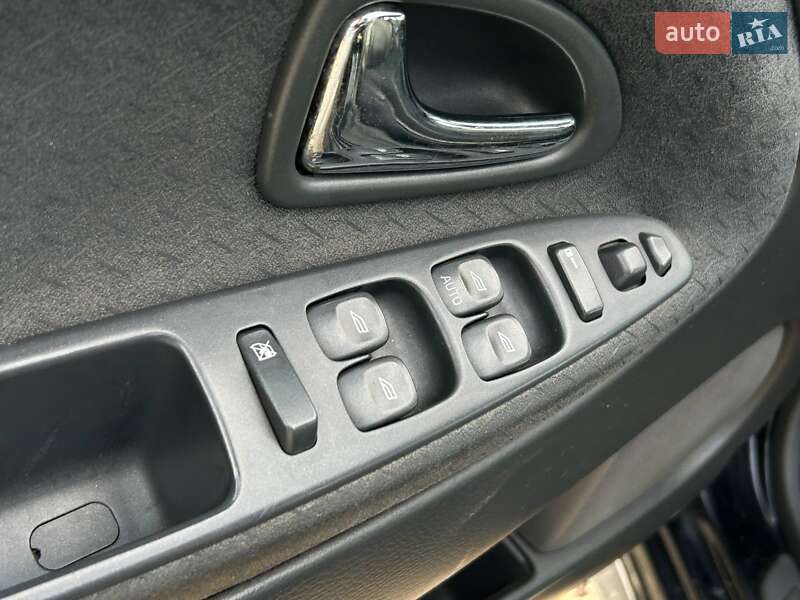 Універсал Volvo V40 2003 в Одесі