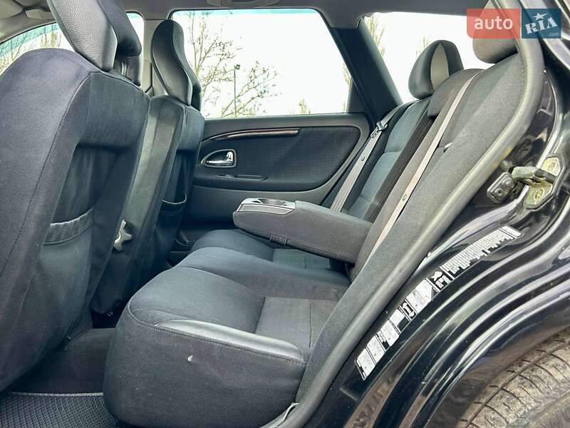 Універсал Volvo V40 2003 в Одесі