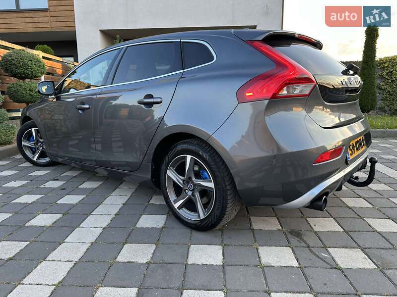 Хетчбек Volvo V40 2014 в Стрию