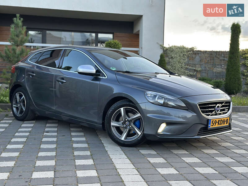 Хетчбек Volvo V40 2014 в Стрию