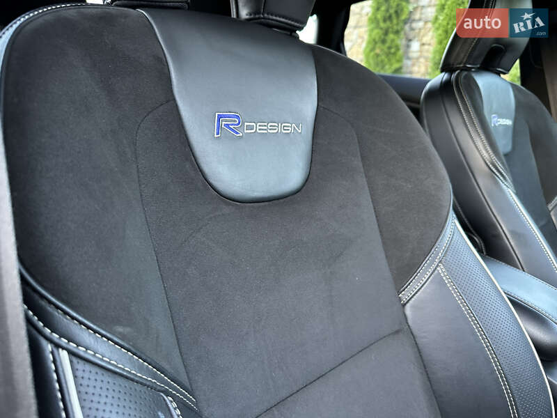 Хетчбек Volvo V40 2014 в Стрию