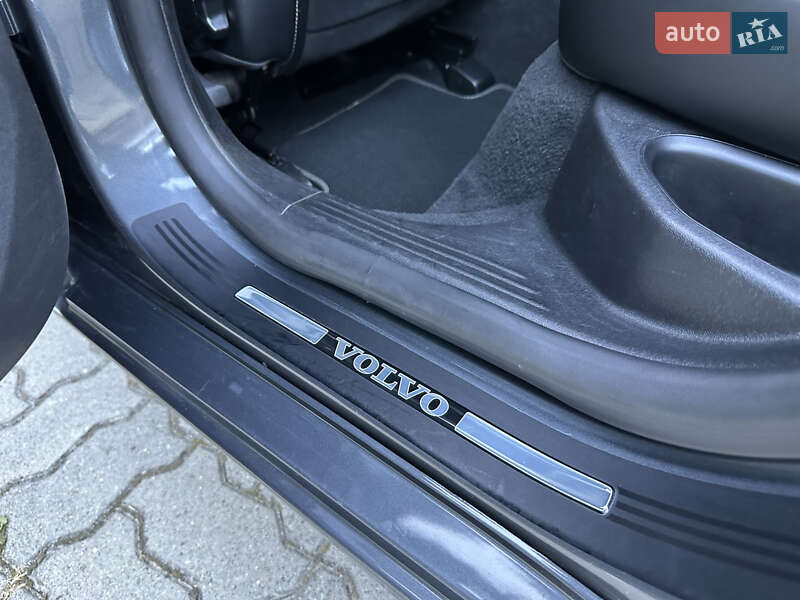 Хетчбек Volvo V40 2014 в Стрию