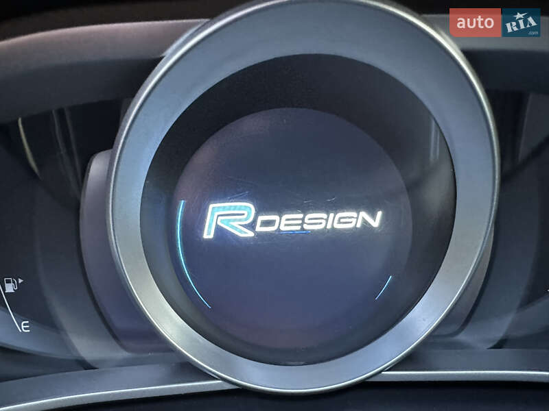 Хетчбек Volvo V40 2014 в Стрию