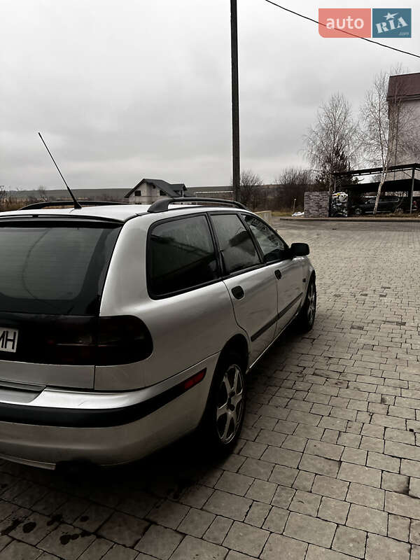 Універсал Volvo V40 2003 в Сокалі фото 5 Універсал Volvo V40 2003 в Сокалі