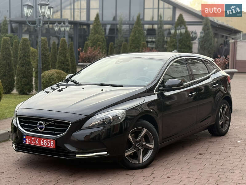 Volvo V40 2013 Volvo V40 2013