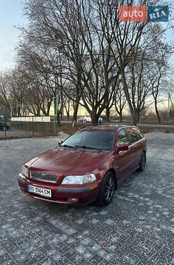 Универсал Volvo V40 2000 в Ровно