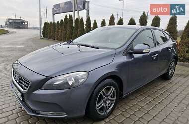 Хэтчбек Volvo V40 2013 в Львове