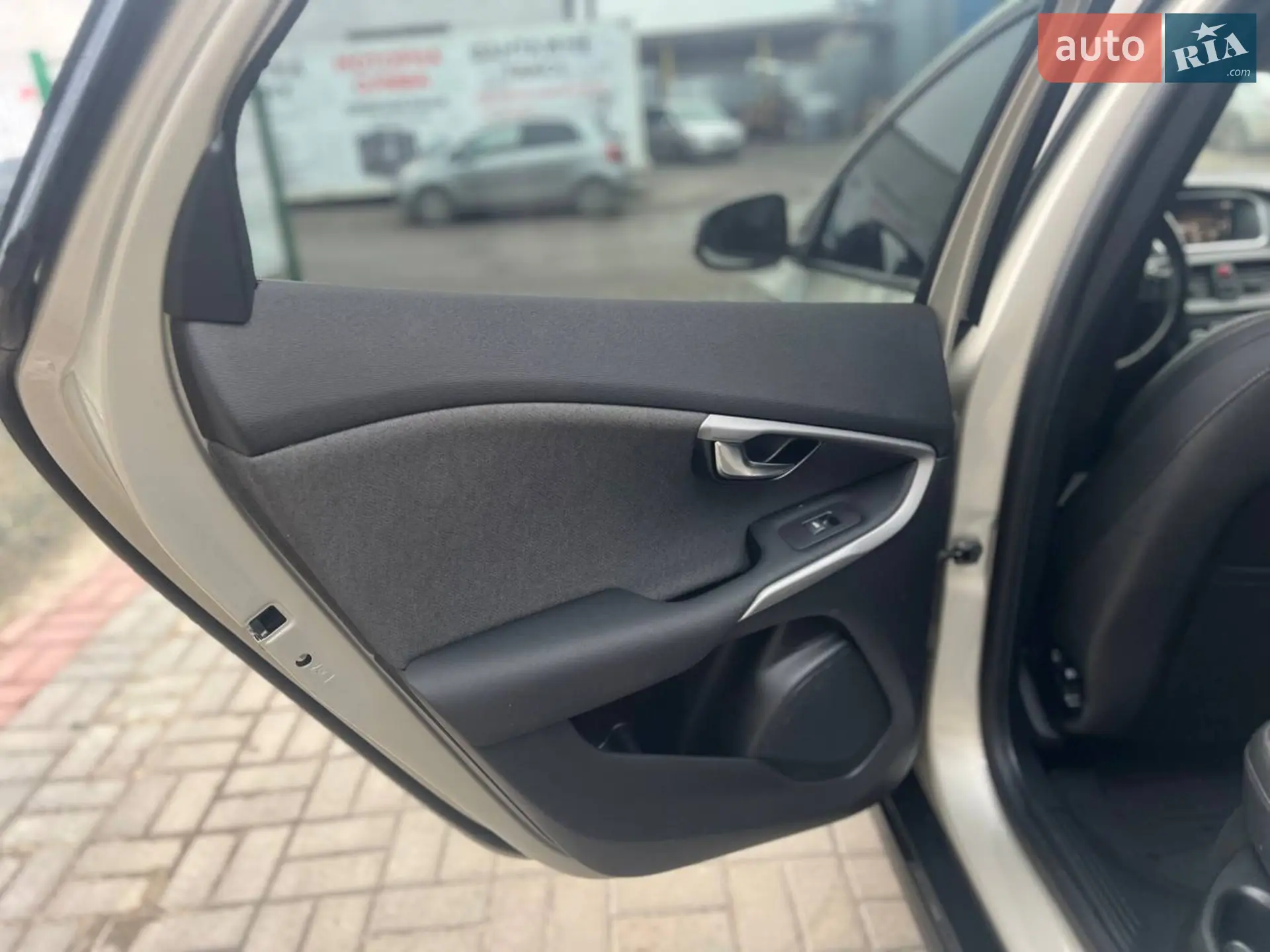 2018 Volvo V40 - мініатюра 12