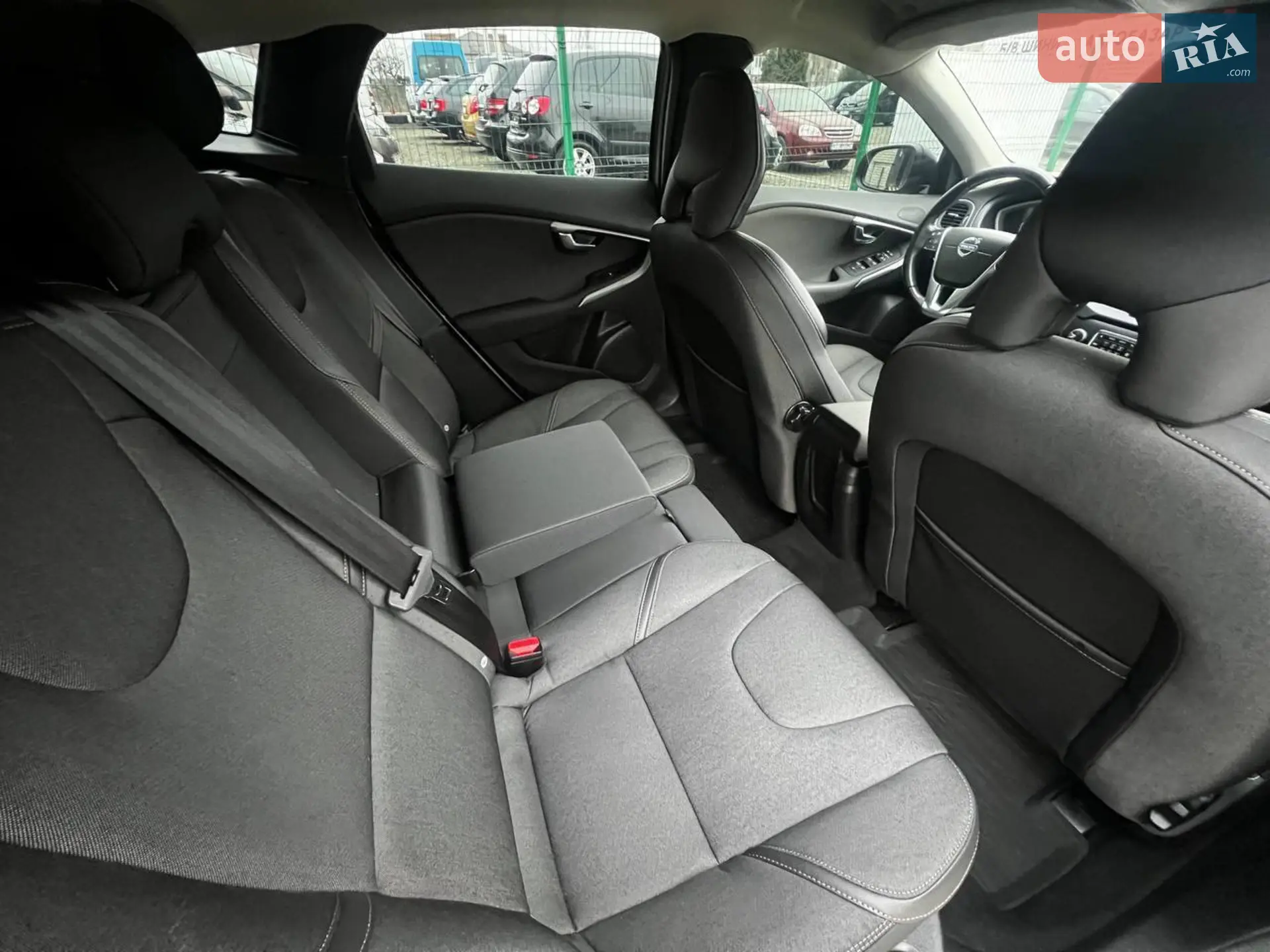 2018 Volvo V40 - мініатюра 42