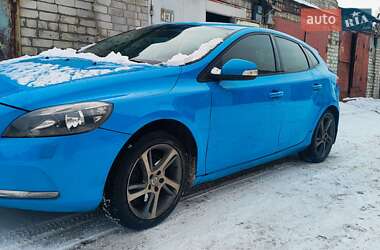Хетчбек Volvo V40 2013 в Києві