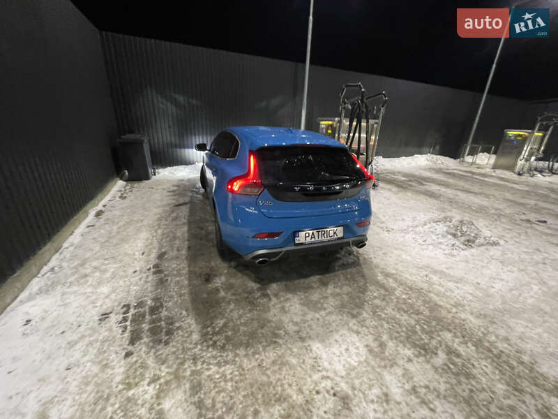 Хэтчбек Volvo V40 2014 в Пустомытах фото 5 Хэтчбек Volvo V40 2014 в Пустомытах