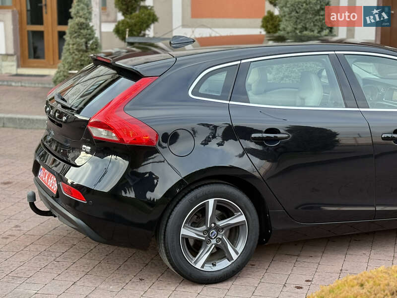 Хетчбек Volvo V40 2013 в Стрию