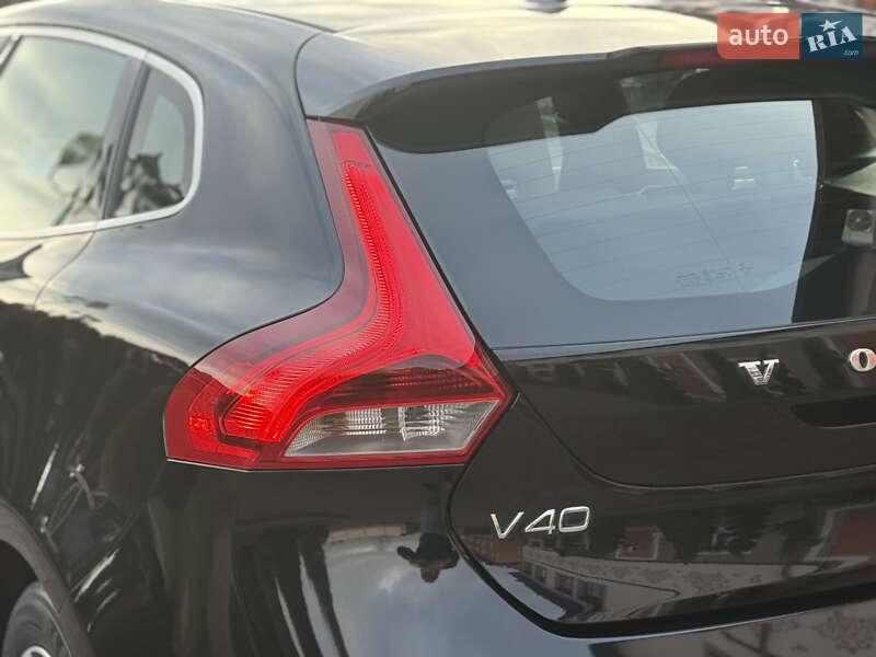 Хетчбек Volvo V40 2013 в Стрию