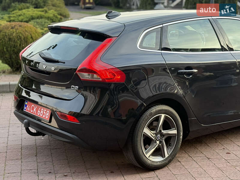 Хетчбек Volvo V40 2013 в Стрию