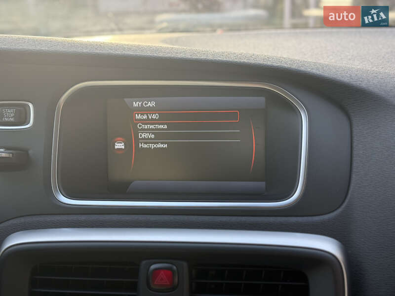 Хетчбек Volvo V40 2013 в Стрию