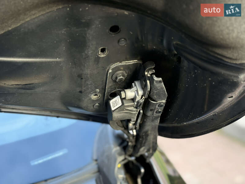 Хетчбек Volvo V40 2013 в Стрию