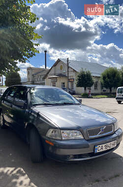Універсал Volvo V40 2002 в Бердичеві
