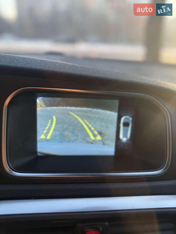 Хэтчбек Volvo V40 2016 в Виннице