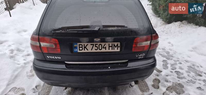 Универсал Volvo V40 2004 в Владимирце