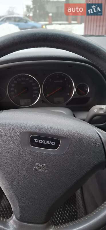 Универсал Volvo V40 2004 в Владимирце