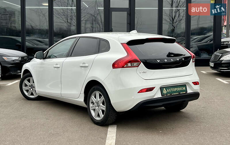 Хэтчбек Volvo V40 2013 в Киеве фото 11 Хэтчбек Volvo V40 2013 в Киеве