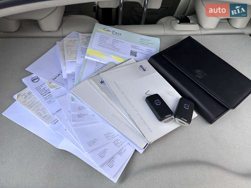 Хетчбек Volvo V40 2015 в Стрию