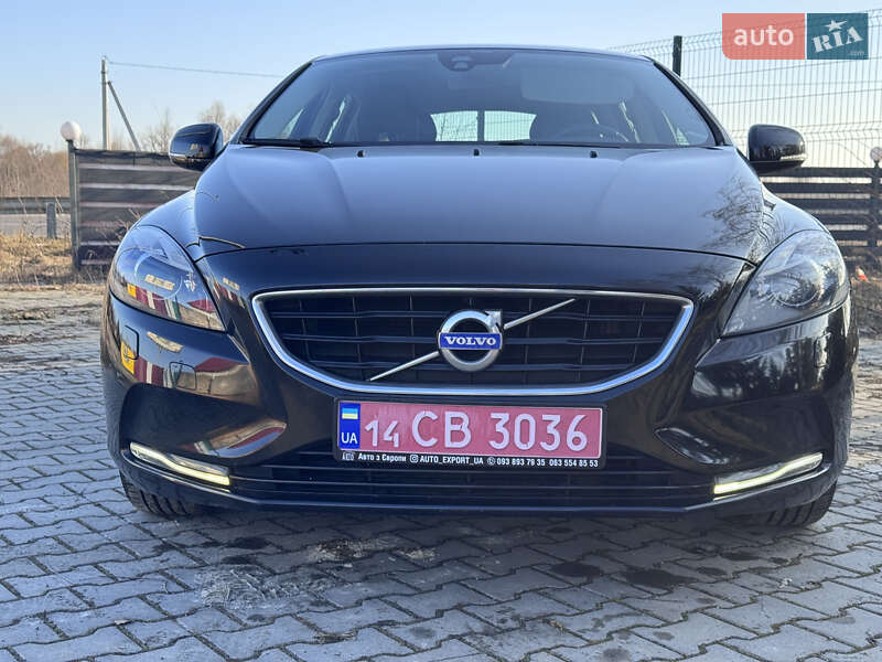 Хэтчбек Volvo V40 2013 в Стрые фото 30 Хэтчбек Volvo V40 2013 в Стрые