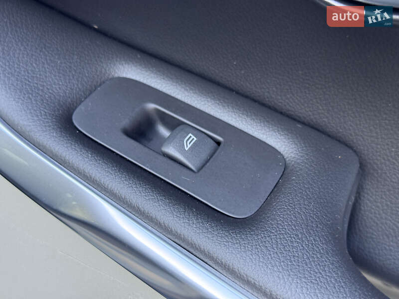 Хэтчбек Volvo V40 2013 в Стрые фото 71 Хэтчбек Volvo V40 2013 в Стрые