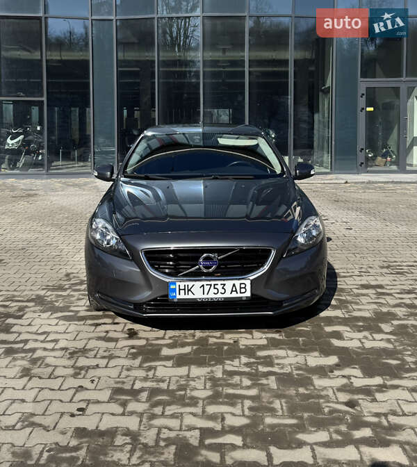 Volvo V40 2014
