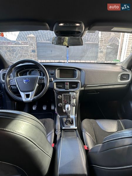 Хэтчбек Volvo V40 2013 в Жмеринке