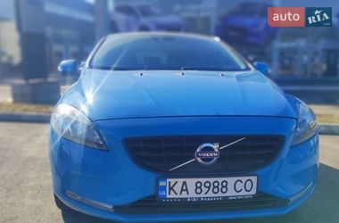 Хэтчбек Volvo V40 2013 в Киеве