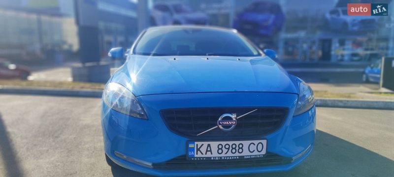 Volvo V40 2013