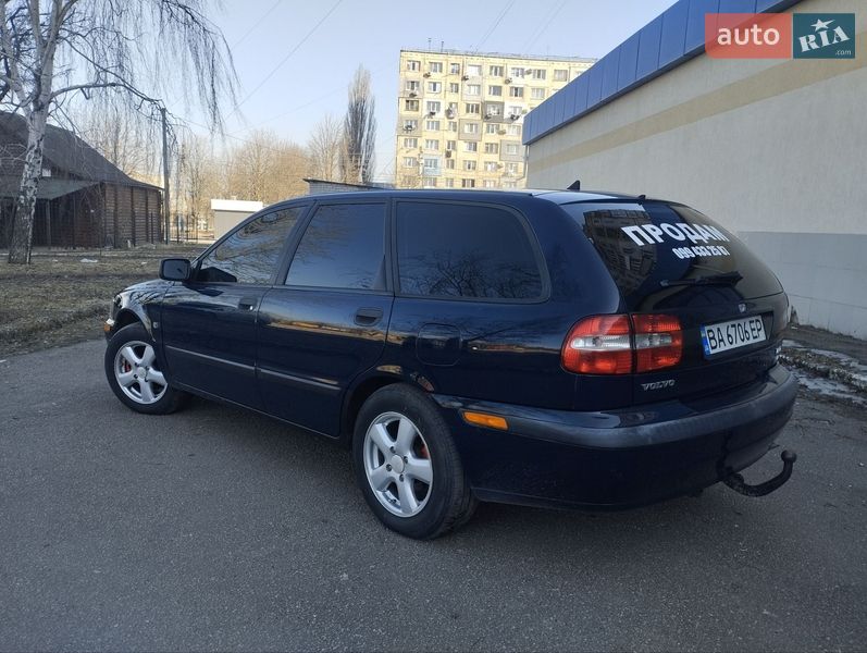 Універсал Volvo V40 2003 в Кропивницькому