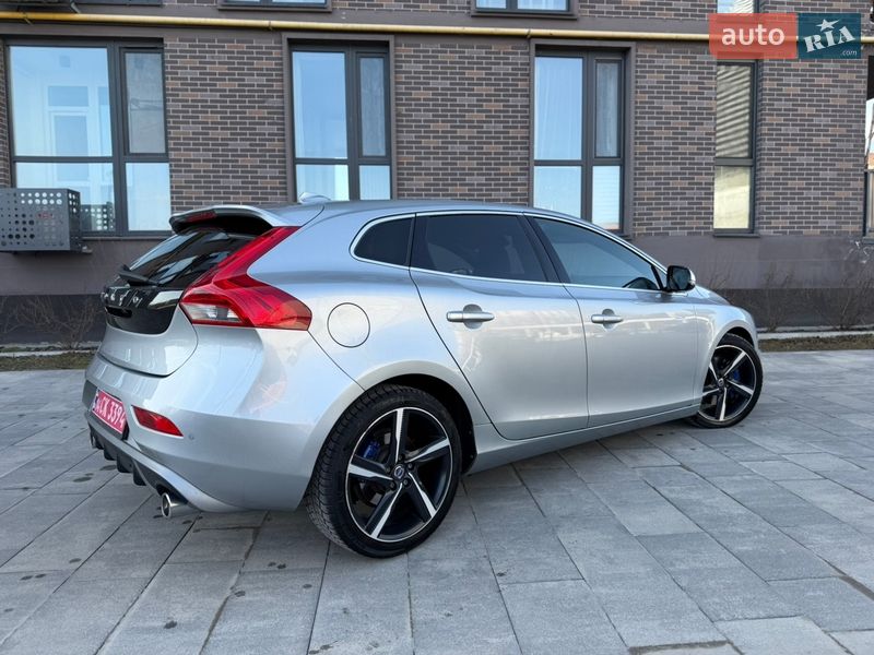 Хетчбек Volvo V40 2013 в Львові фото 16 Хетчбек Volvo V40 2013 в Львові