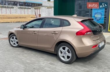 Хетчбек Volvo V40 2014 в Білій Церкві