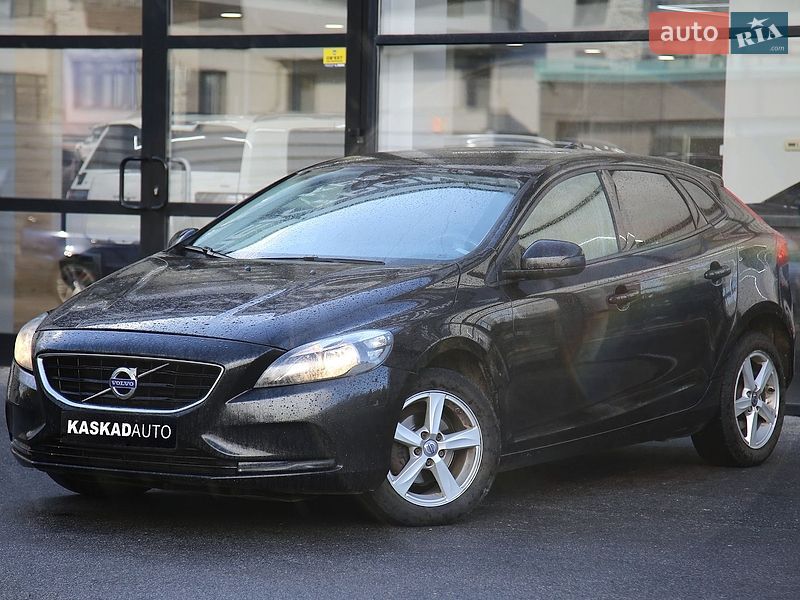 Volvo V40 2014