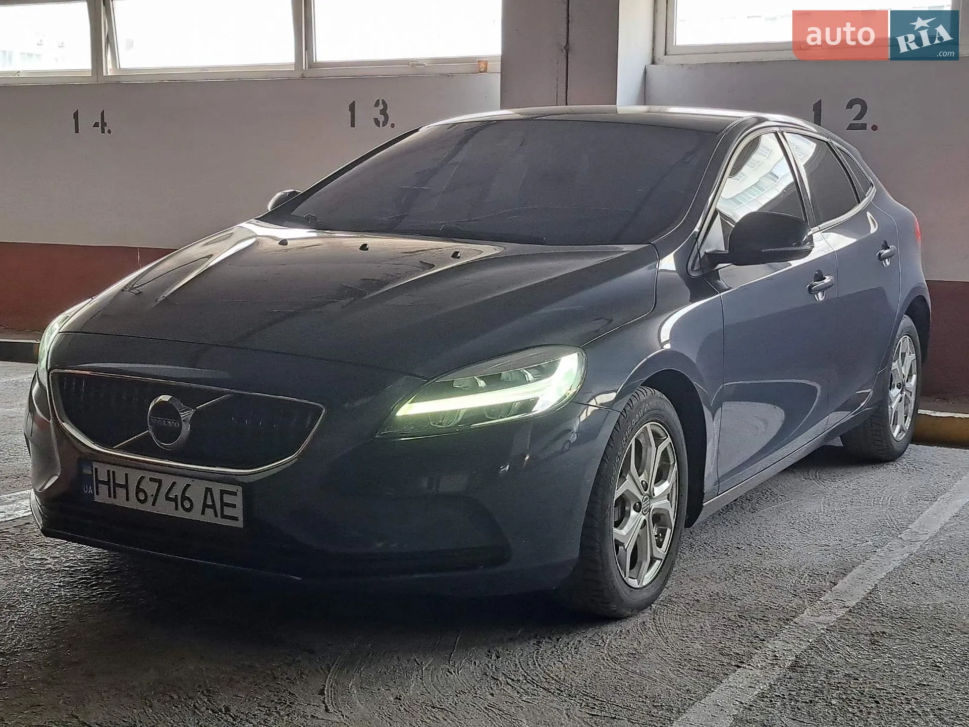 Volvo V40 2018