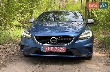 Хэтчбек Volvo V40 2017 в Ирпене