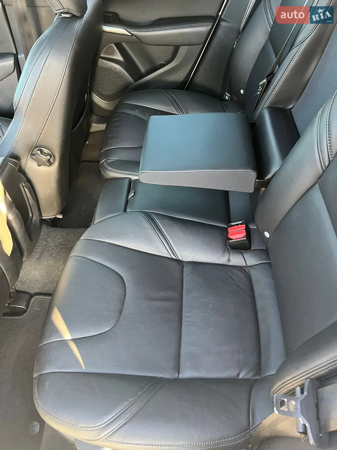 2018 Volvo V40 - мініатюра 36