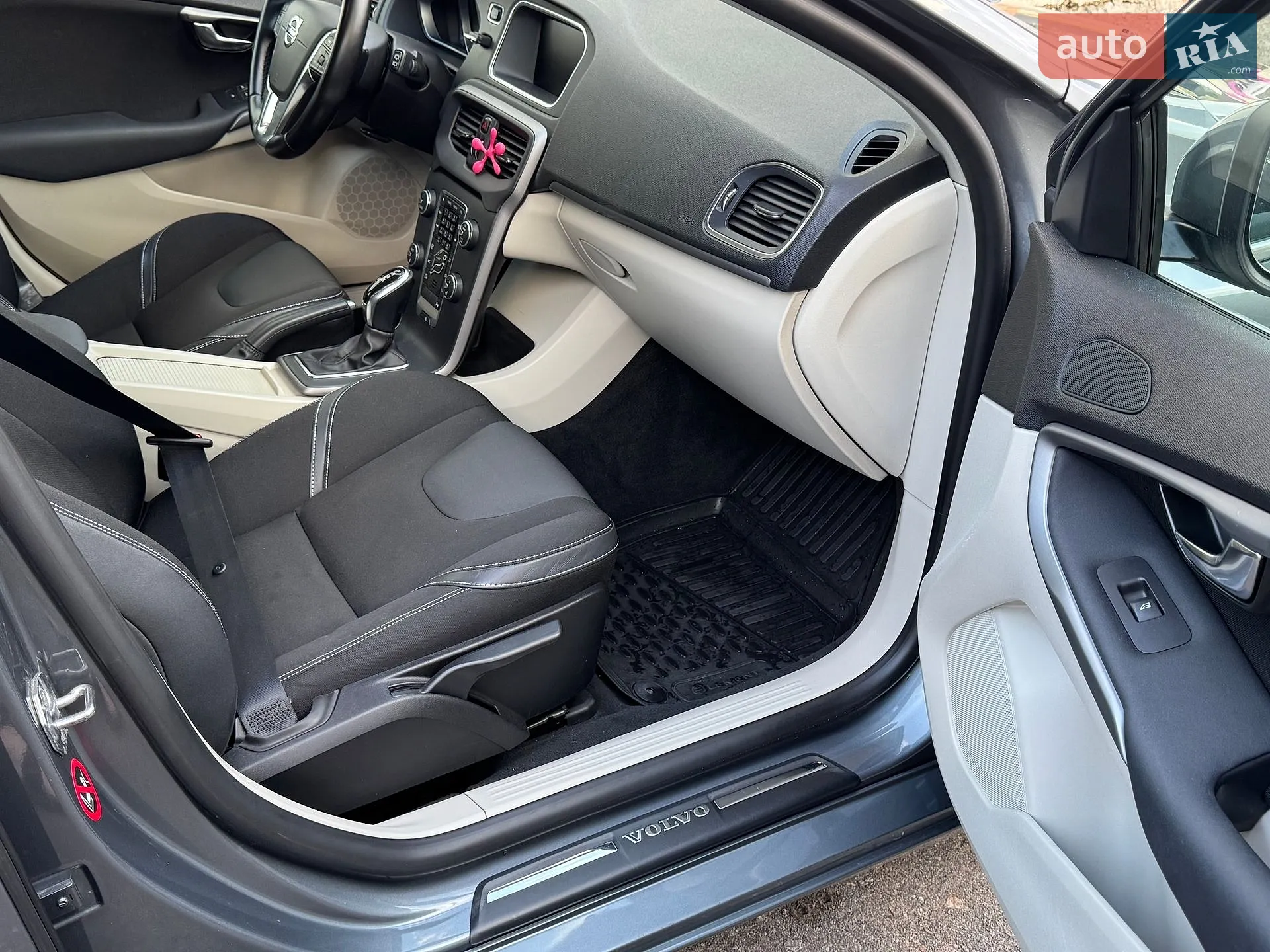 2016 Volvo V40 - мініатюра 20