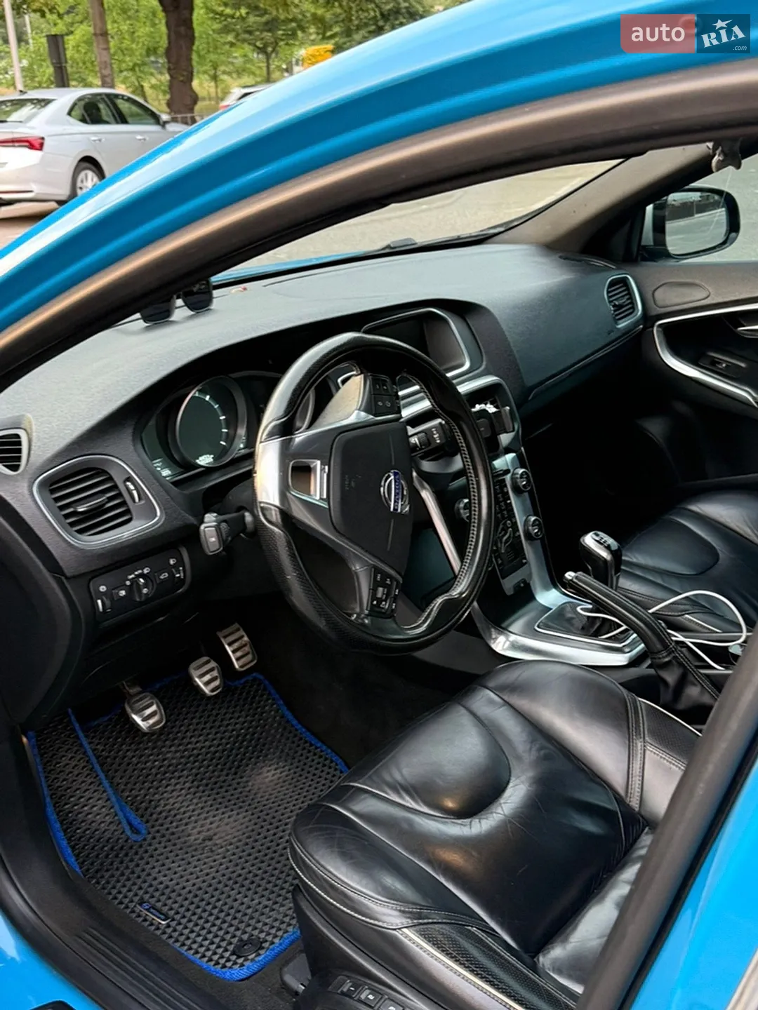 Volvo V40 2014 VIN YV1MVA851F2223008 фото оголошення 6 з 11