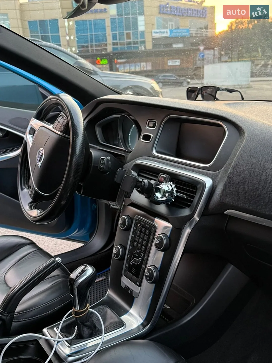 Volvo V40 2014 VIN YV1MVA851F2223008 фото оголошення 7 з 11